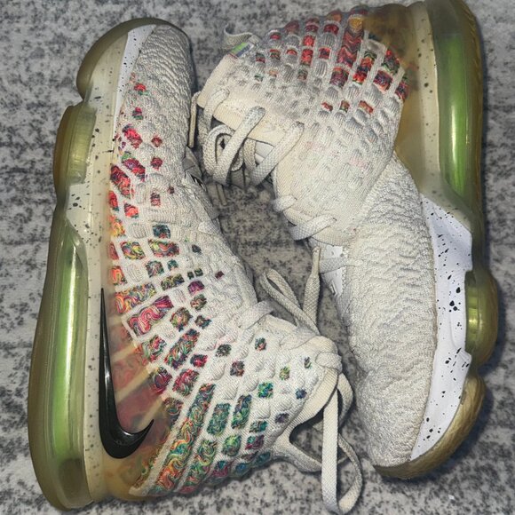 LeBron 17 EP 'Air Command Force' - Picture 6 of 11